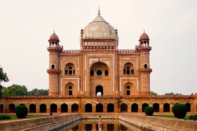 Half-Day Premium Delhi Heritage Cycling Tour - An Illustrious Tryst with time - Key highlights