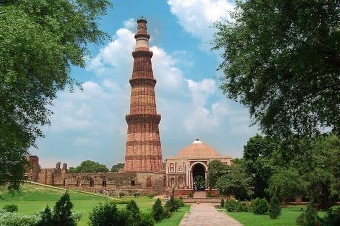 Half Day Private Delhi City Tour - Price and value: what $20 per person really buys