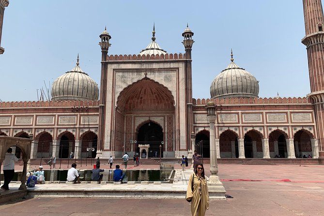 Half Day Private Delhi City Tour With Entrance Fees - What the guide actually adds: speed, stories, and smoother navigation