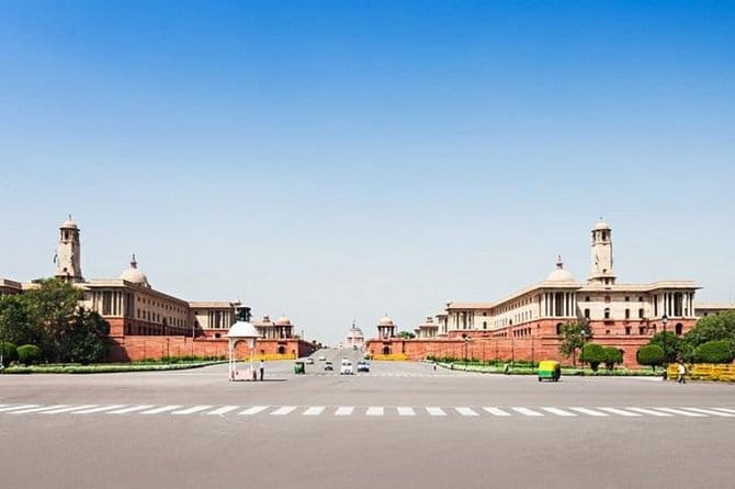 Half Day Private New Delhi City Tour - India Gate in 20 minutes: the war memorial you can actually read