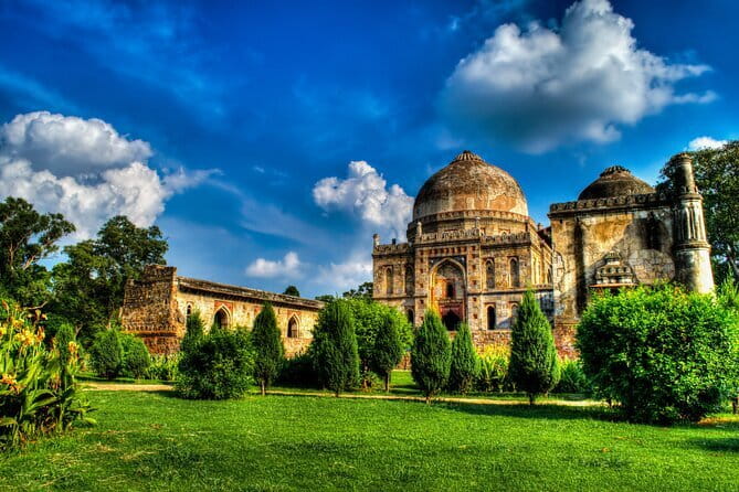 Half Day Private New Delhi City Tour - Rashtrapati Bhavan: a quick look at New Delhi’s grand planning
