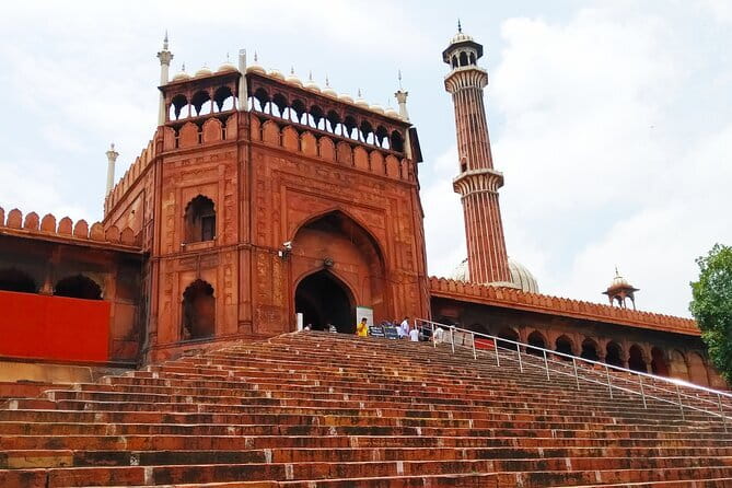 Half-Day Private Walking Tour of Old Delhi - Key highlights you’ll notice right away