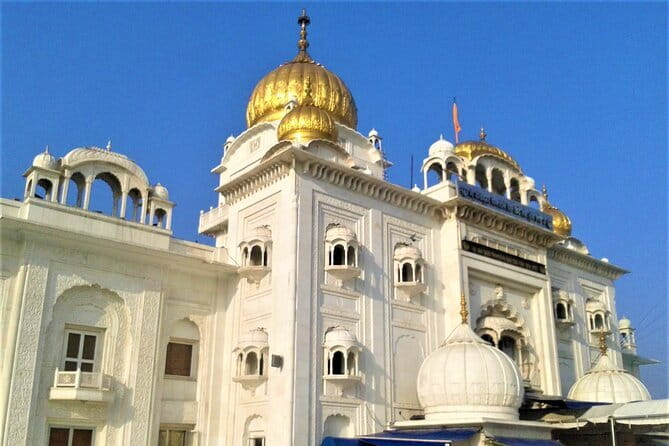 Half-Day Private Walking Tour of Old Delhi - Gurudwara Sis Ganj Sahib: a temple stop with real calm