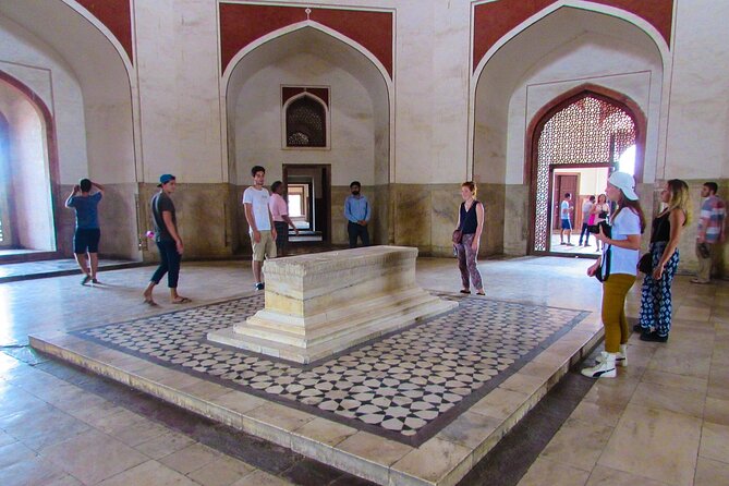 Half-Day Tour Of Qutb Minar, Humayun Tomb and Agrasen Ki Baoli - Humayun’s Tomb: Garden-Tomb Details Worth Slowing Down For