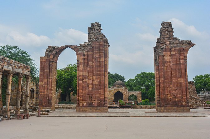 Half-Day Tour Of Qutb Minar, Humayun Tomb and Agrasen Ki Baoli - The Real Difference: Guides Like Ankush, Rajindeer, and Asim