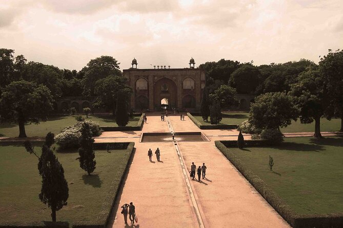 Half-Day Tour Of Qutb Minar, Humayun Tomb and Agrasen Ki Baoli - Transportation Comfort: More Than Just Getting There