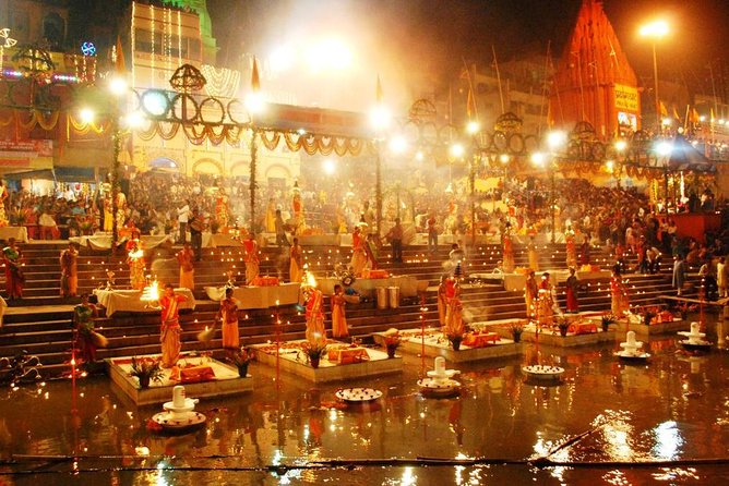 Haridwar and Rishikesh 1 Day Tour from Delhi With Lunch And Guide - Ram Jhula: the return to bridge views, with bicycle chaos (in a good way)