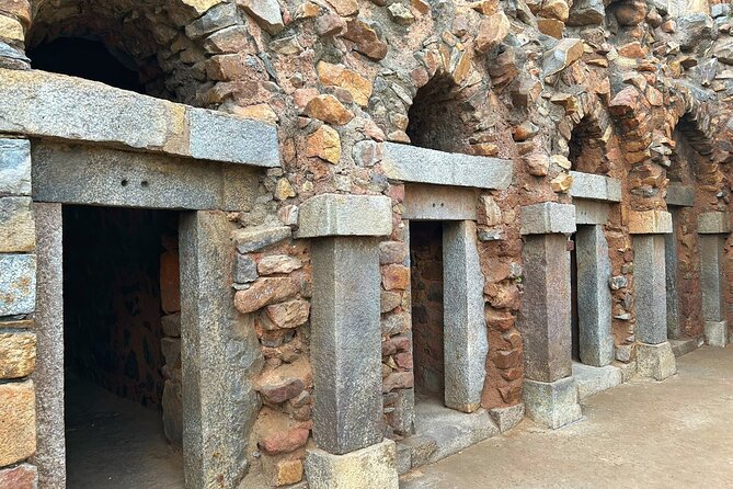 Hauz Khas Village: A Self Guided Walking Tour - Deer Park and Hauz Khas Tank: nature time with historical context