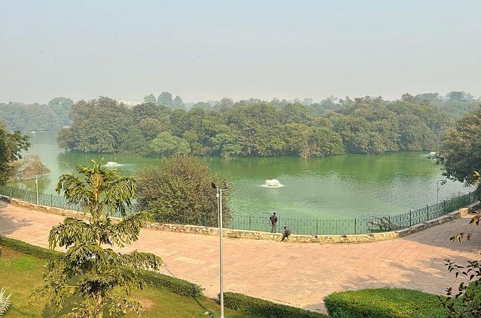 Hauz Khas Village: A Self Guided Walking Tour - Practical start and end points: where you’ll be dropped off