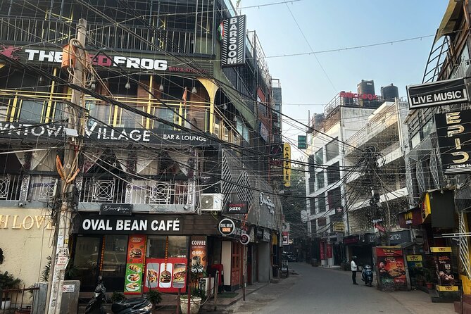 Hauz Khas Village: A Self Guided Walking Tour - Hauz Khas Complex: the madrasa grounds in 20 minutes