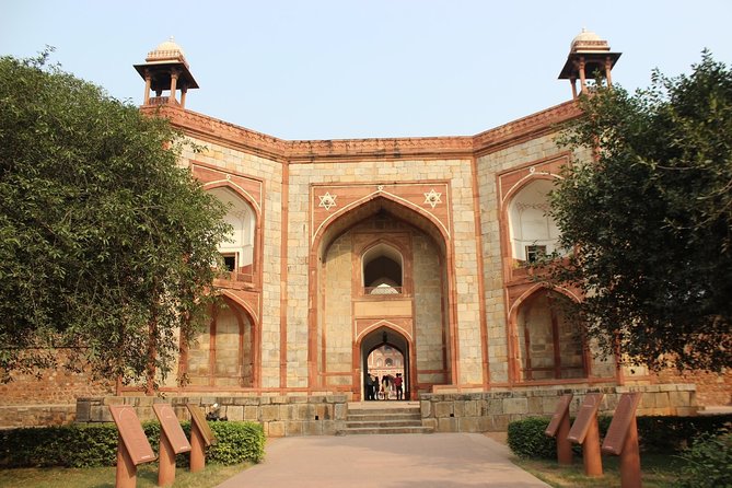 Humayun's Tomb tickets - Skip the line with Licensed Tour Guide - Price and value: is $33.97 per person worth it?