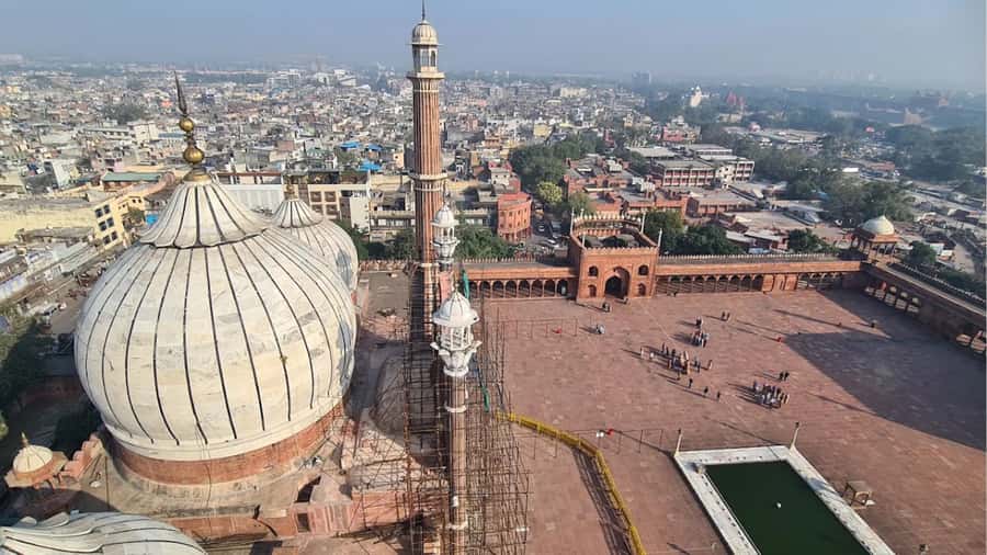 Hydrabad: Private 5-Hours Sightseeing Tour with Hotel Pickup - Mecca Masjid: Scale, Style, and the Calm Inside History
