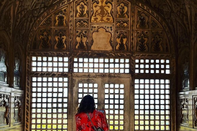 Incredible North India Tour - Agra and the Taj Mahal: a classic finish with included admission