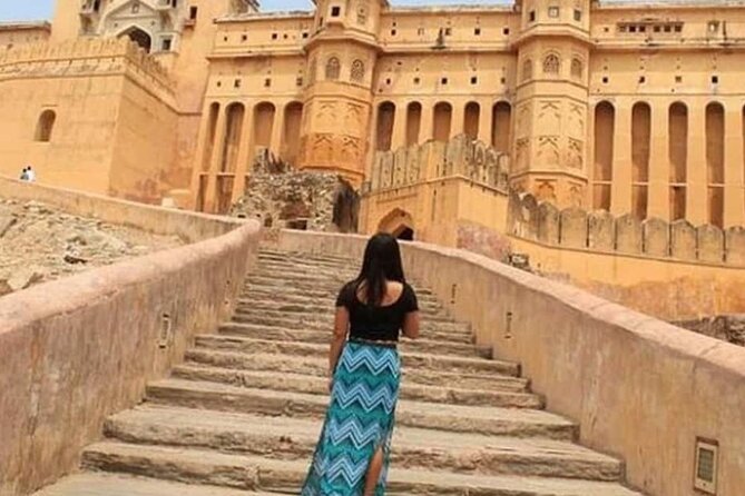 Jaipur Tour Pink City by Car From Delhi All Inclusive - Guides on this tour: the best part you’ll remember