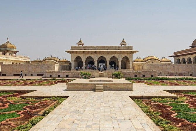 Magnetic Taj Mahal Same Day Tour by Car from Delhi - Taj Mahal First: Why 2 Hours Feels Perfect (If You Time It Right)