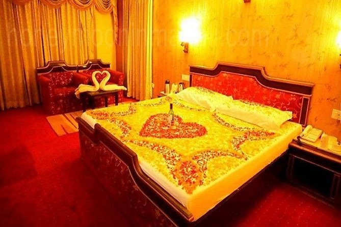 MANALI PACKAGE (3 Nights /4 Days) - Your Home Base: 3 Nights in Manali with Breakfast and Dinner