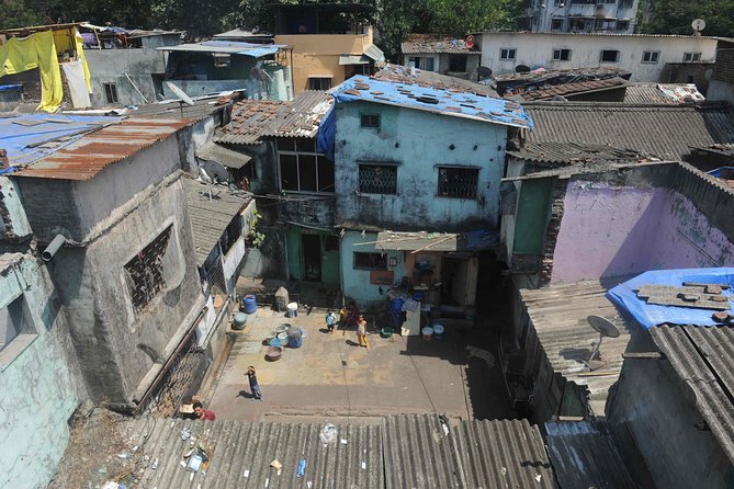 Moral Slum Tour in Delhi with hotel pickup & drop - What to expect at Okhla Vihar: a 2-hour visit with real variety
