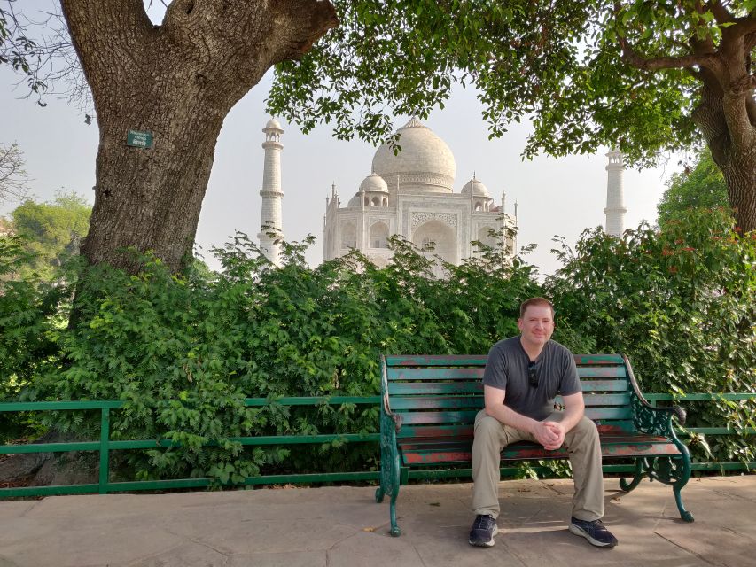 New Delhi: 2-Day Tour of Agra & Fatehpur by Superfast Train - Day 1 in Agra: city intro, Fatehpur Sikri, and sunset Taj timing