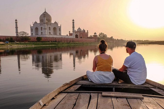 New Delhi:Agra Taj Mahal Private Car Sightseeing Tour - How to make this 14-hour day feel smoother