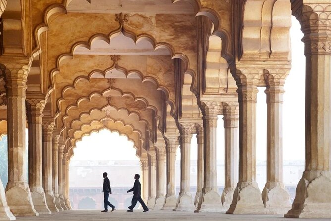 New Delhi:Agra Taj Mahal Private Car Sightseeing Tour - Taj Mahal: more than photos, more than rules