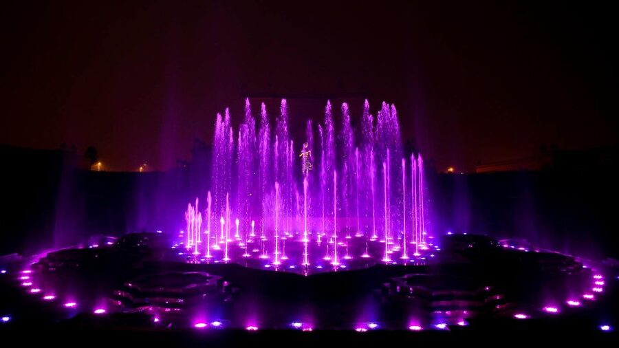 New Delhi: Akshardham Temple Tour with Water and Light Show - Entering Akshardham: How the Temple Complex is Organized