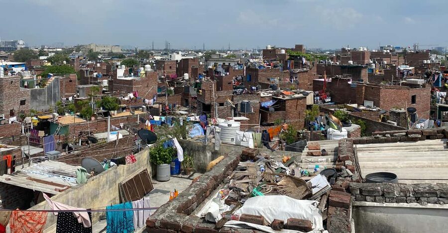 New Delhi - Ethical Sanjay Colony Slum Tour with Local guide - Key things you’ll notice on this Sanjay Colony slum tour