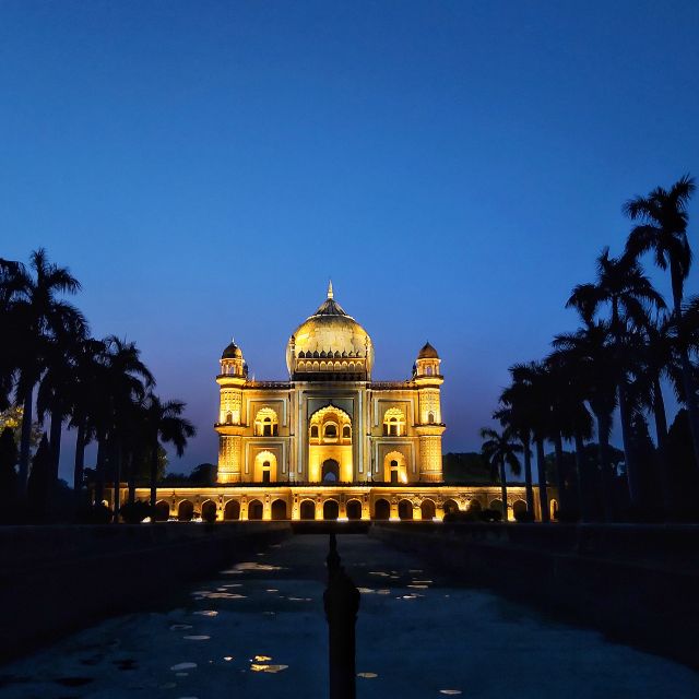 New Delhi: Guided Night Photography & Heritage Tour of Delhi - Night Lighting Turns Delhi’s Mughal Monuments Into Photo Material