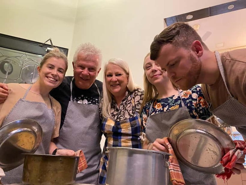 New Delhi: Indian Cooking Class in a Local Home - Key highlights you should know before you go