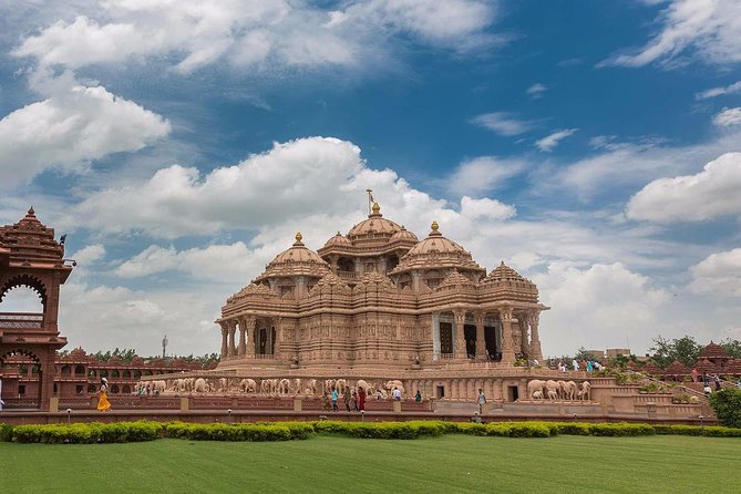 New Delhi: Mughal's architecture tour with transfers - Why this Mughal architecture day works (and what you’ll actually learn)