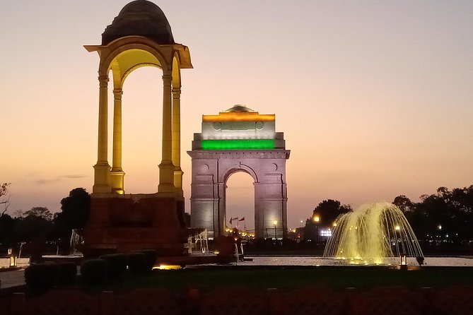 New Delhi Night Tour group tour - How the 7:00 pm Route Makes Delhi Feel Manageable