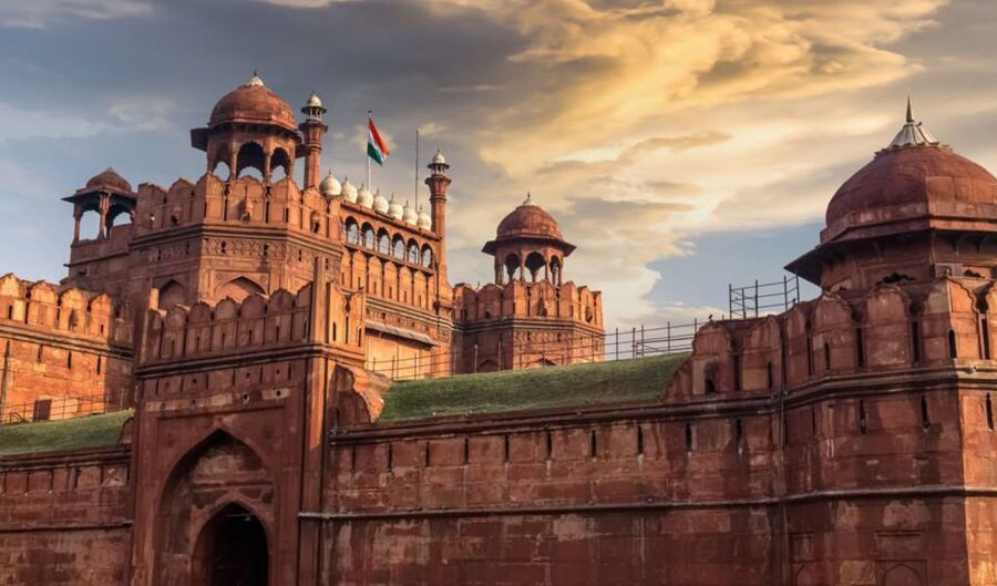 New Delhi: Private Old & New Delhi Day Trip & Optional Guide - Key Things You’ll Notice on This Tour