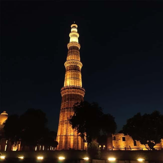 New Delhi: Qutub Minar Light & Sound Show Tour - Dinner after the show: plan for your own food