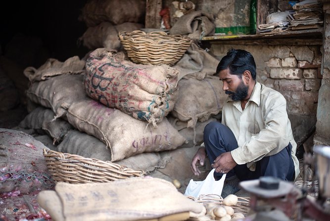 New Delhi Slum Walking Tour - Price and value: what $28.50 buys you