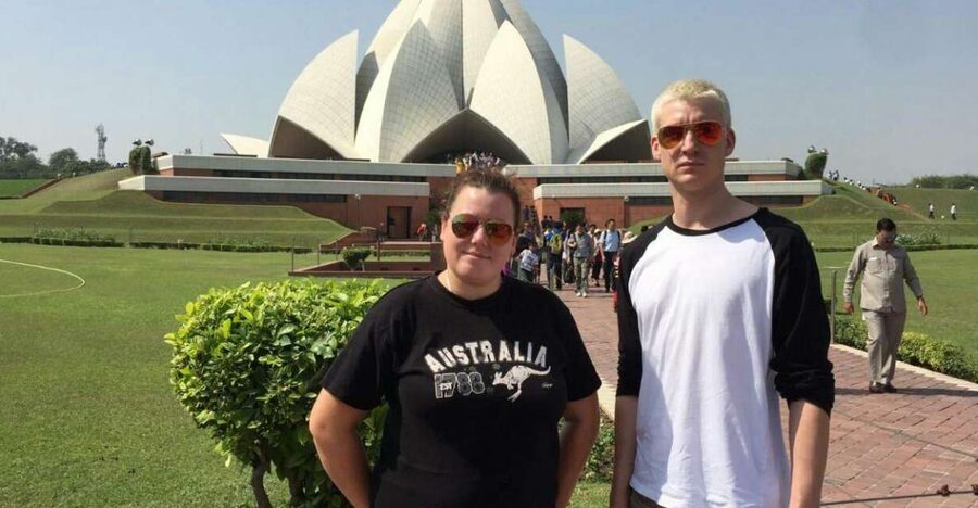 Old and New Delhi: 8-Hour Private City Tour - Pickup to first sights: how the guide setup changes the whole day