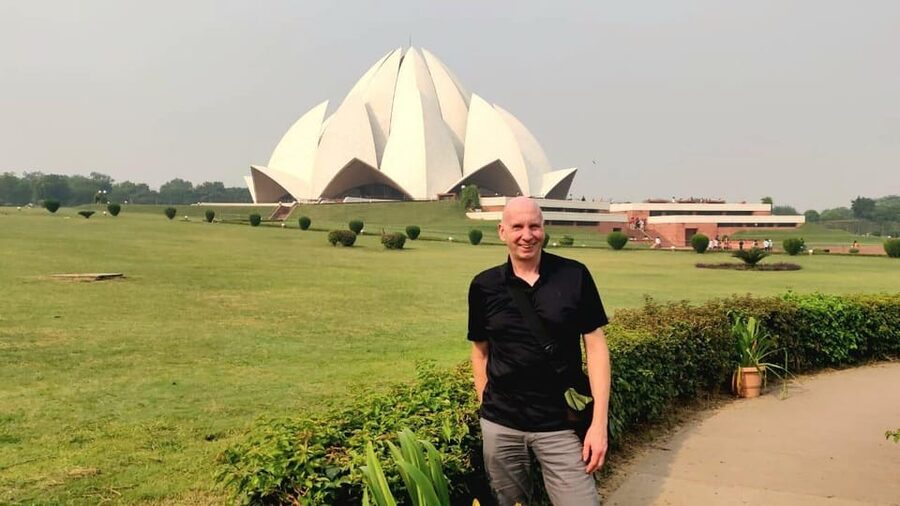 Old and New Delhi City Private Day Tour - 4 to 8 Hours - Lotus Temple and the Monday closure reality