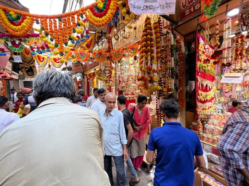 Old and New Delhi City Private Day Tour - 4 to 8 Hours - Humayun’s Tomb and Raj Ghat: where the day slows down