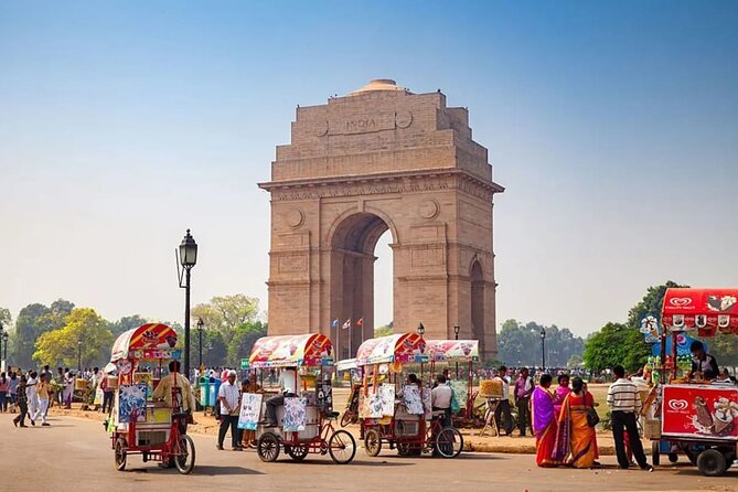Old and New Delhi City tour - Jama Masjid: one of India’s largest mosques, with real context