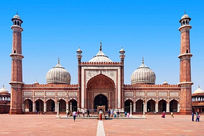Old and New Delhi Private City Tour - Red Fort from the outside: why you won’t get the full inside visit