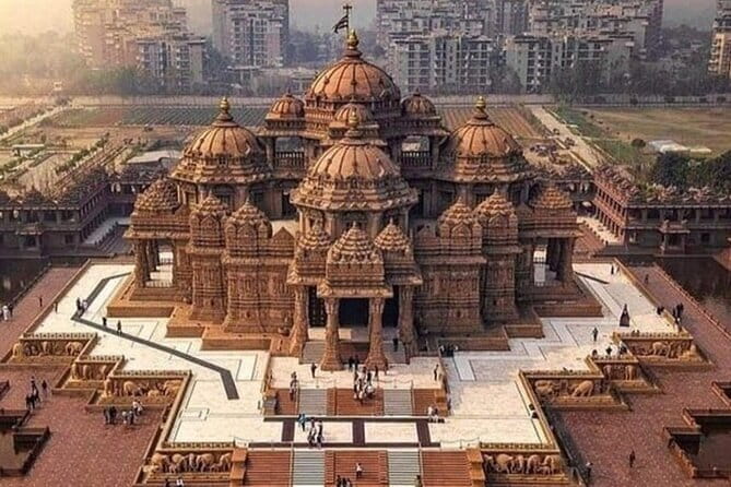 Old And New Delhi Private Guided Tour With Entrances- 8 Hours - Pickup Starts Your Day Right: Delhi Plus Noida/Gurugram and More