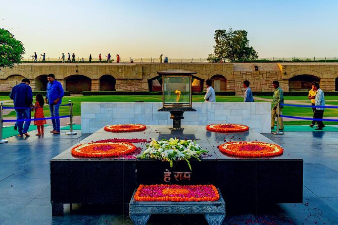 Old and New Delhi Sightseeing Tour - Price and logistics: what you’re really paying for