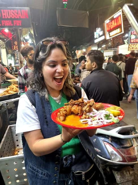 Old Delhi Food Tour: A Night Time Feast - Why Old Delhi after dark feels like a different city
