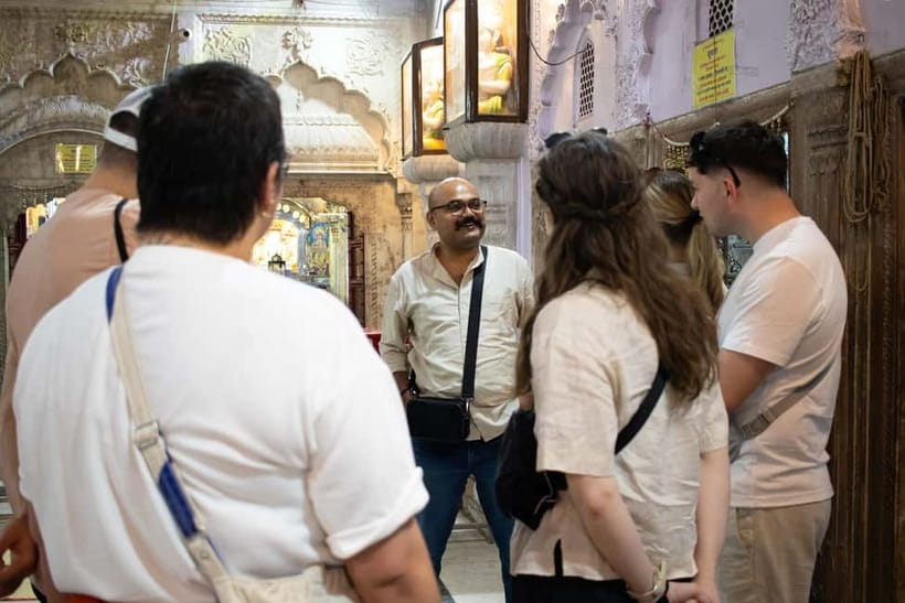 Old Delhi Food Tour: A Night Time Feast - Chandni Chowk at dusk: first bites and first lessons