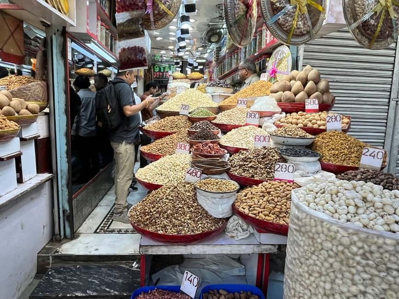 Old Delhi: Guided Street Food Tour w/ Private Transportation - Chandni Chowk Food Stops: Jalebi, Paratha, Chaat, and Kebabs