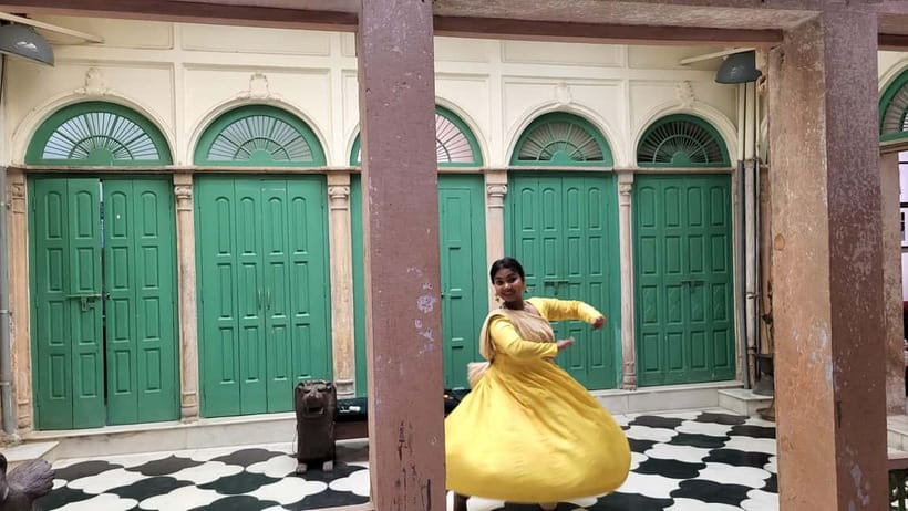 Old Delhi Haveli with live Classical dance, music & cuisine - Old Delhi on foot and on beat: what you’re really buying