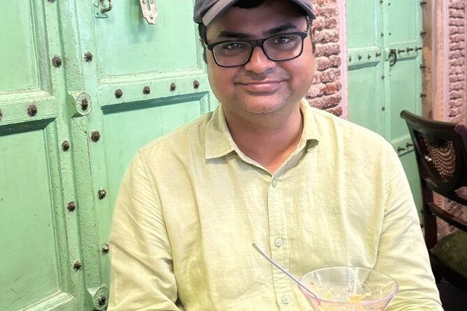 Old Delhi Heritage Walking Tour - Naughara’s row of nine houses: craft history you can actually picture