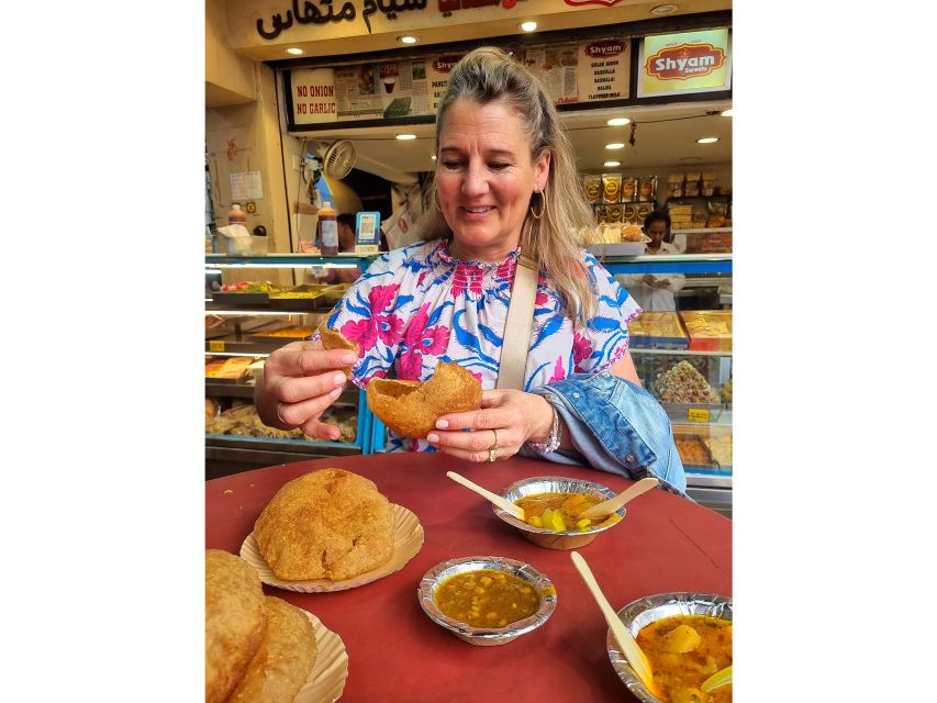 Old Delhi Like a Local: Food and Culture Walking Tour - Chawri Bazar: back alleyways, fried bread, and architecture notes