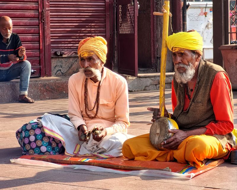 Old Delhi Like a Local: Food and Culture Walking Tour - Jama Masjid + Fatehpuri Masjid area: food with real religious context