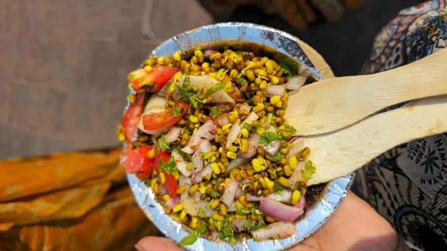 Old Delhi: Night Feast in Old Delhi Guided Food Tour - Quick hits before you book