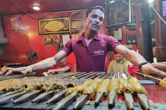 Old Delhi Night Food Tour - Kitchens & Local Stories - Stop 4: Jama Masjid area, narrow lanes, and smoky kebabs with generous portions