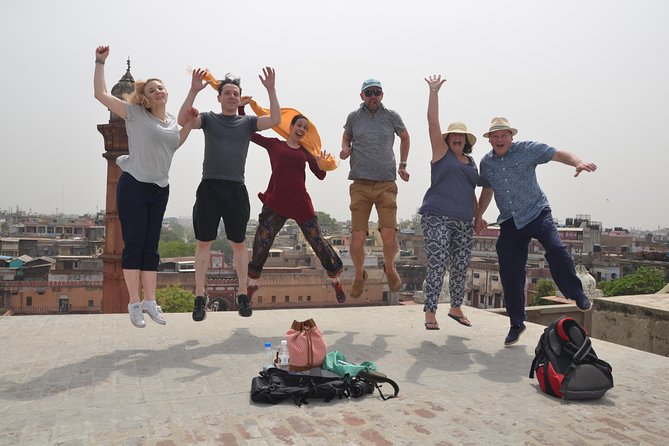 Old Delhi Shopping Tour with the visit to Masterji Kee Haveli - Khari Baoli: the wholesale spice market that teaches your senses